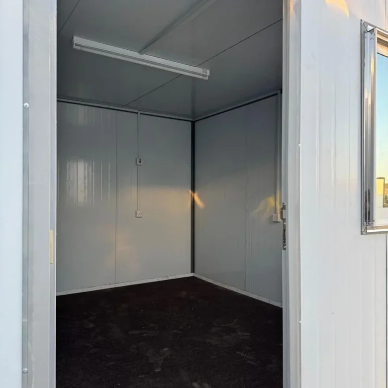 بيت جاهز متنقل مع التركيب