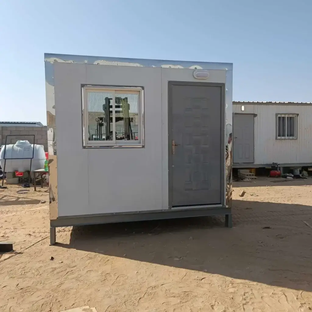 غرف جاهزة للحوش